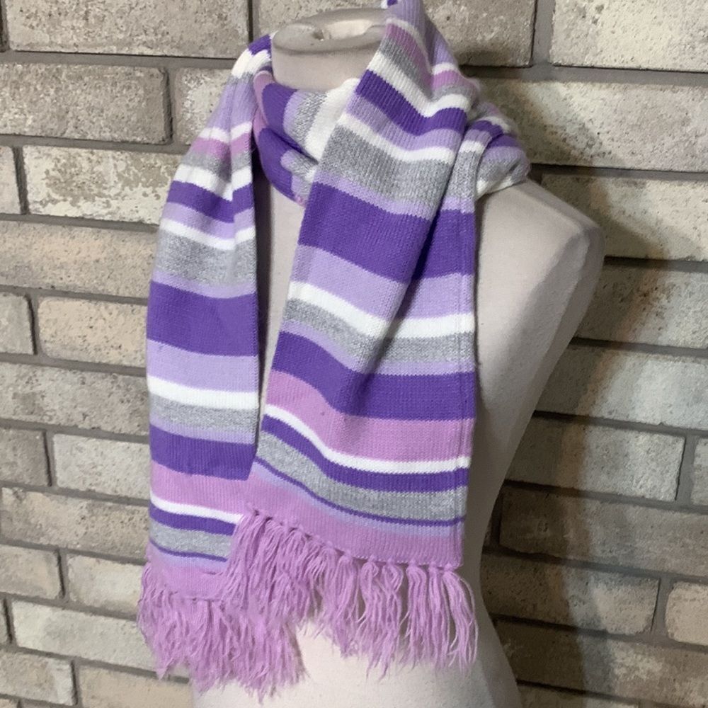 3for$20 scarf can be for girls and or women